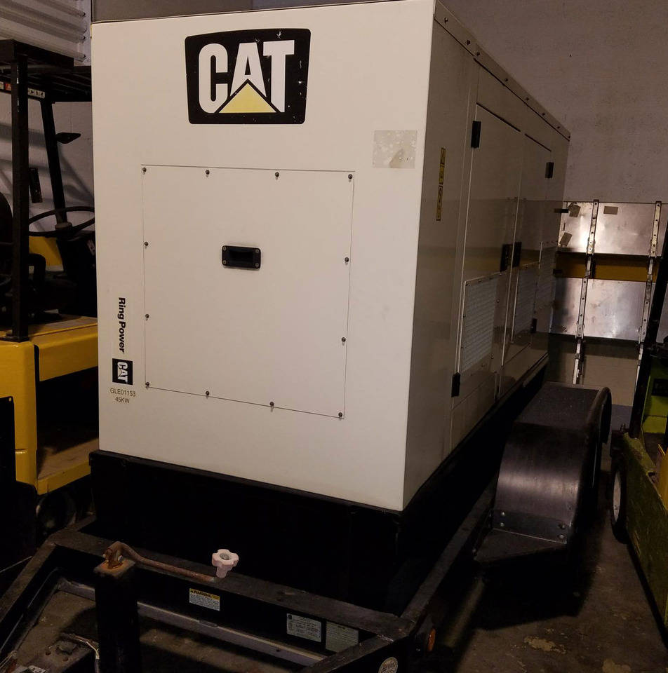 Caterpillar XQ45-6 - Elektrický generátor: obrázek 1 Caterpillar XQ45-6 - Elektrický generátor: obrázek 1