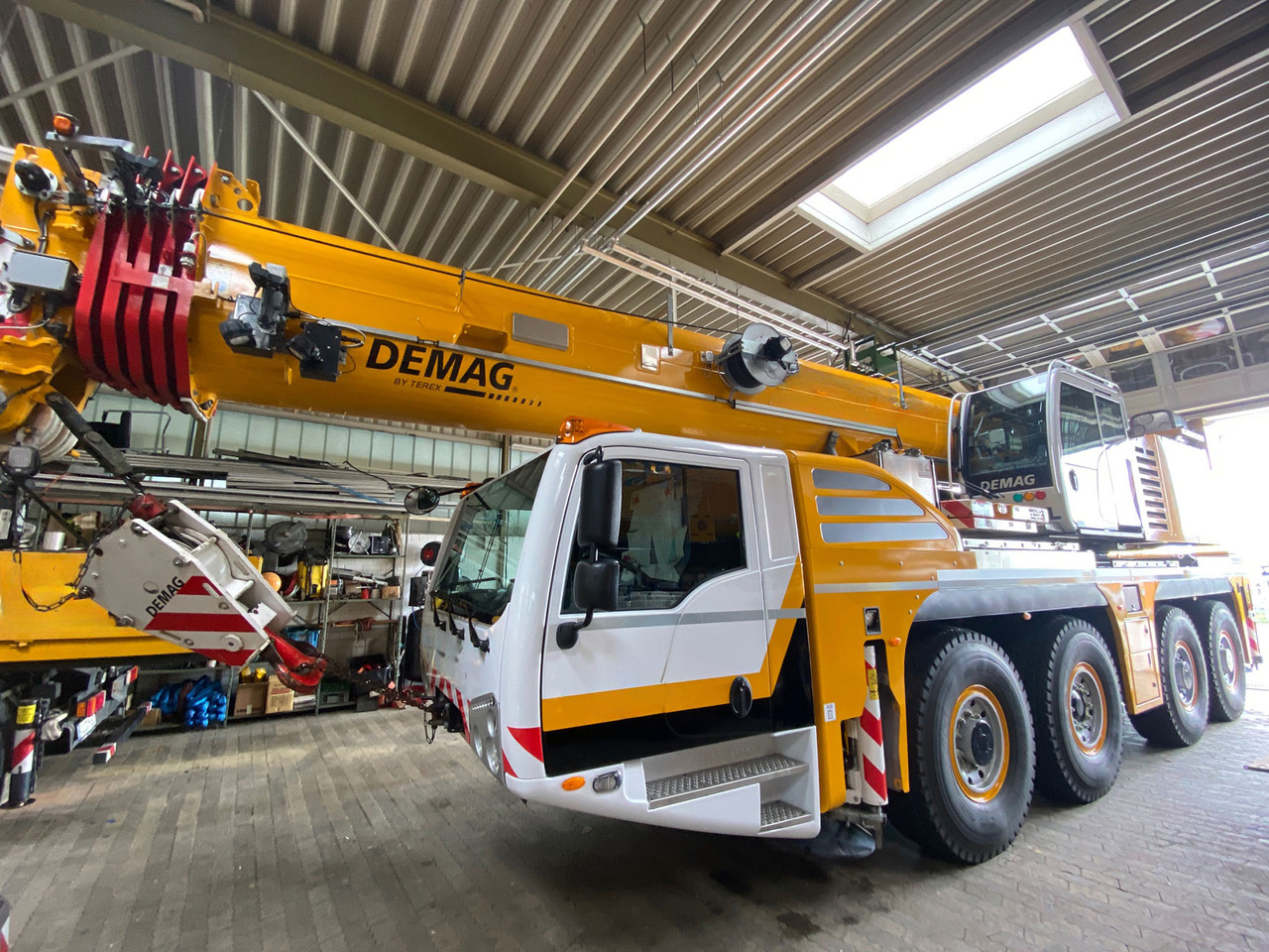 Demag AC 100-4L - Autojeřáb: obrázek 2 Demag AC 100-4L - Autojeřáb: obrázek 2