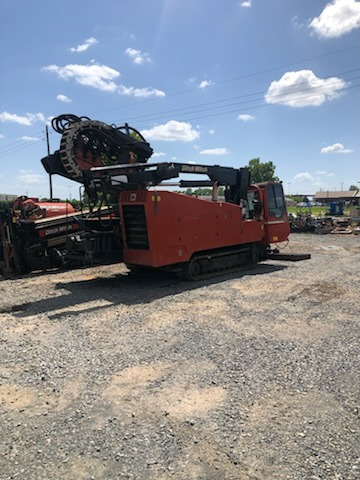 Ditch Witch JT100 Mach 1 - Horizontálni vrty: obrázek 4 Ditch Witch JT100 Mach 1 - Horizontálni vrty: obrázek 4