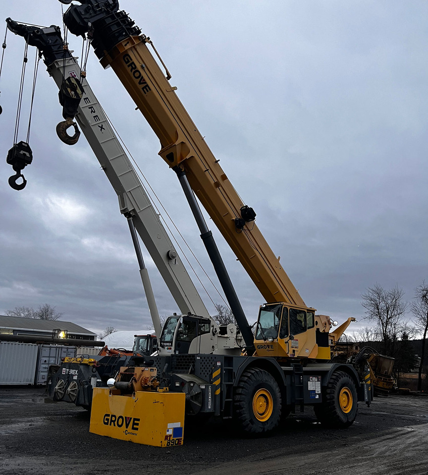 Grove RT890E - Autojeřáb: obrázek 2 Grove RT890E - Autojeřáb: obrázek 2