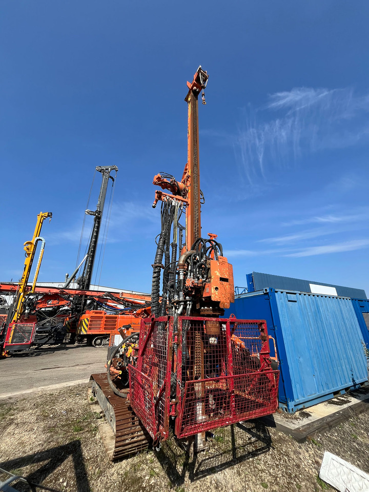 Klemm KR 709-1 - Samojízdné beranidlo: obrázek 3 Klemm KR 709-1 - Samojízdné beranidlo: obrázek 3