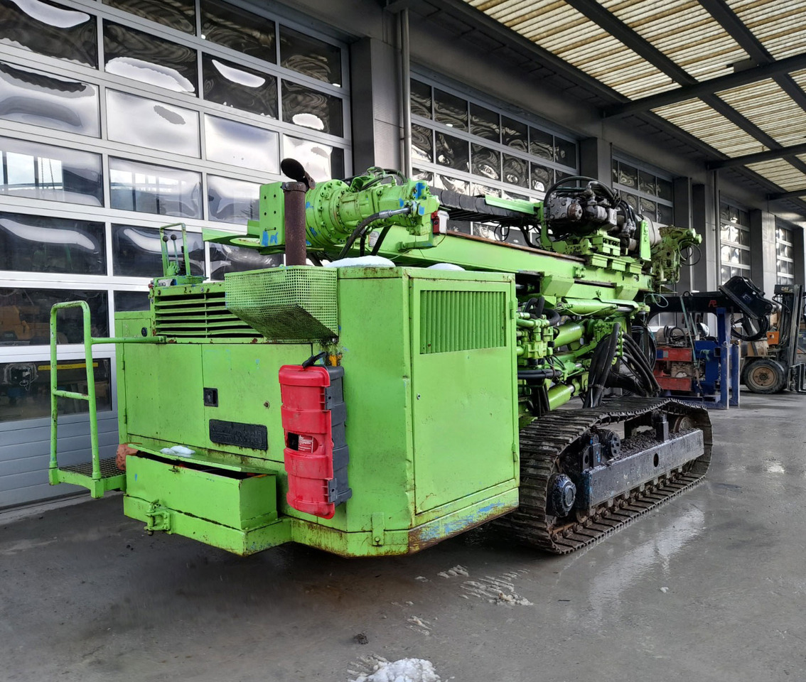 Klemm KR 806-3 - Samojízdné beranidlo: obrázek 5 Klemm KR 806-3 - Samojízdné beranidlo: obrázek 5