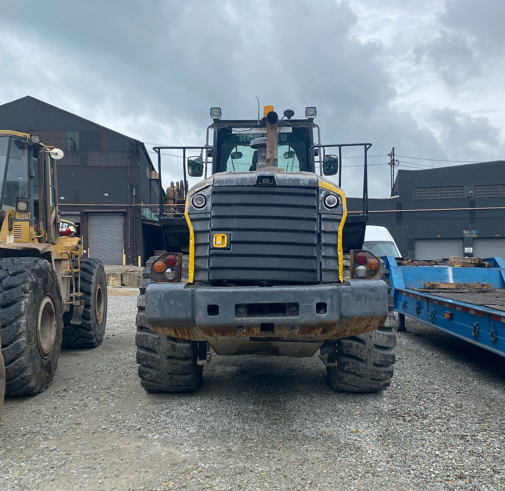 Komatsu WA380-7 - Kolový nakladač: obrázek 5 Komatsu WA380-7 - Kolový nakladač: obrázek 5