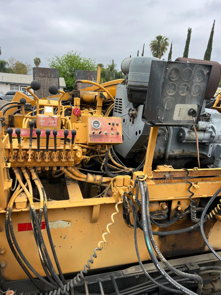 Leeboy 8000T - Finišér: obrázek 4 Leeboy 8000T - Finišér: obrázek 4