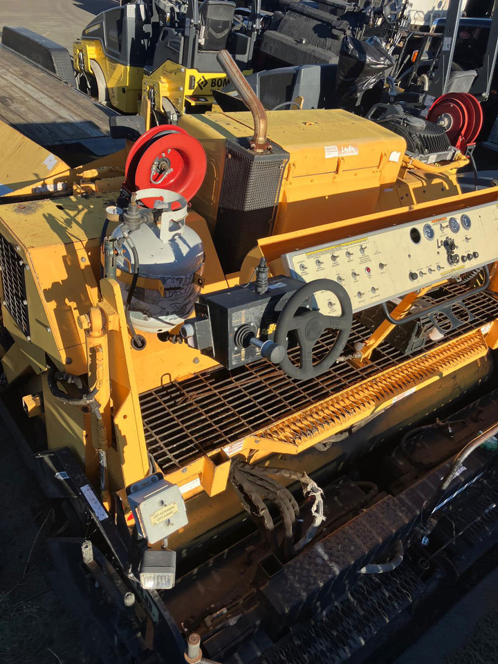 Leeboy 8515 - Finišér: obrázek 5 Leeboy 8515 - Finišér: obrázek 5