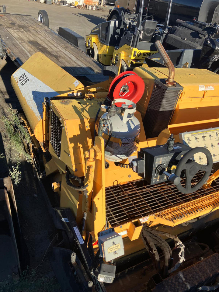 Leeboy 8515 - Finišér: obrázek 3 Leeboy 8515 - Finišér: obrázek 3