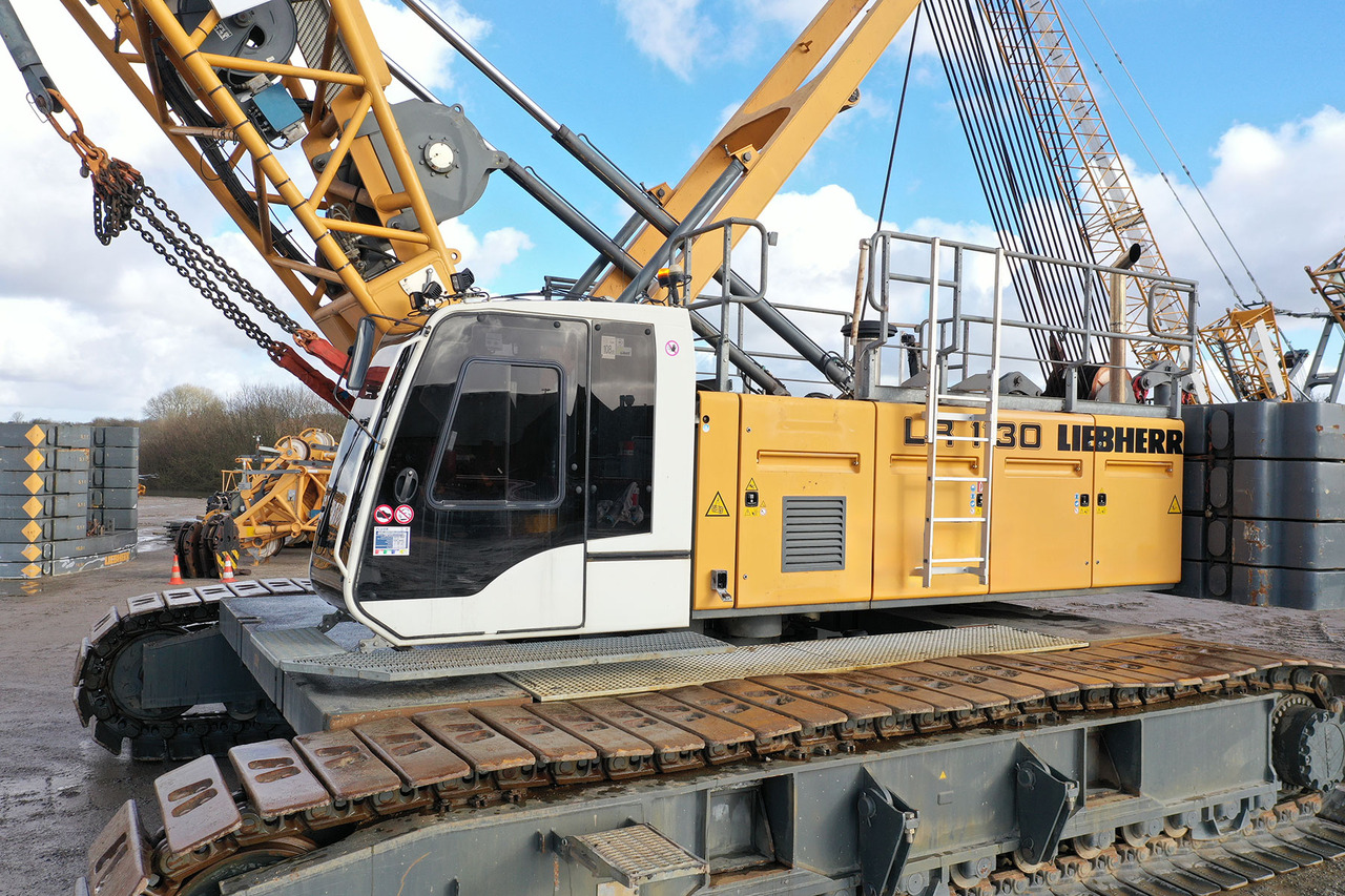 Liebherr LR 1130 - Pásový jeřáb: obrázek 2 Liebherr LR 1130 - Pásový jeřáb: obrázek 2