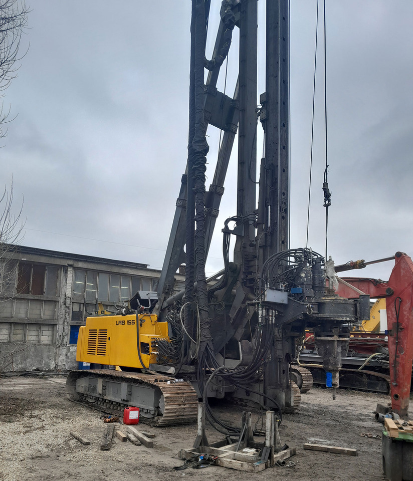 Samojízdné beranidlo Liebherr LRB 155: obrázek 7