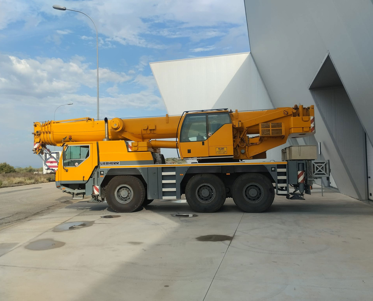 Liebherr LTM 1055-3.1 - Autojeřáb: obrázek 3 Liebherr LTM 1055-3.1 - Autojeřáb: obrázek 3
