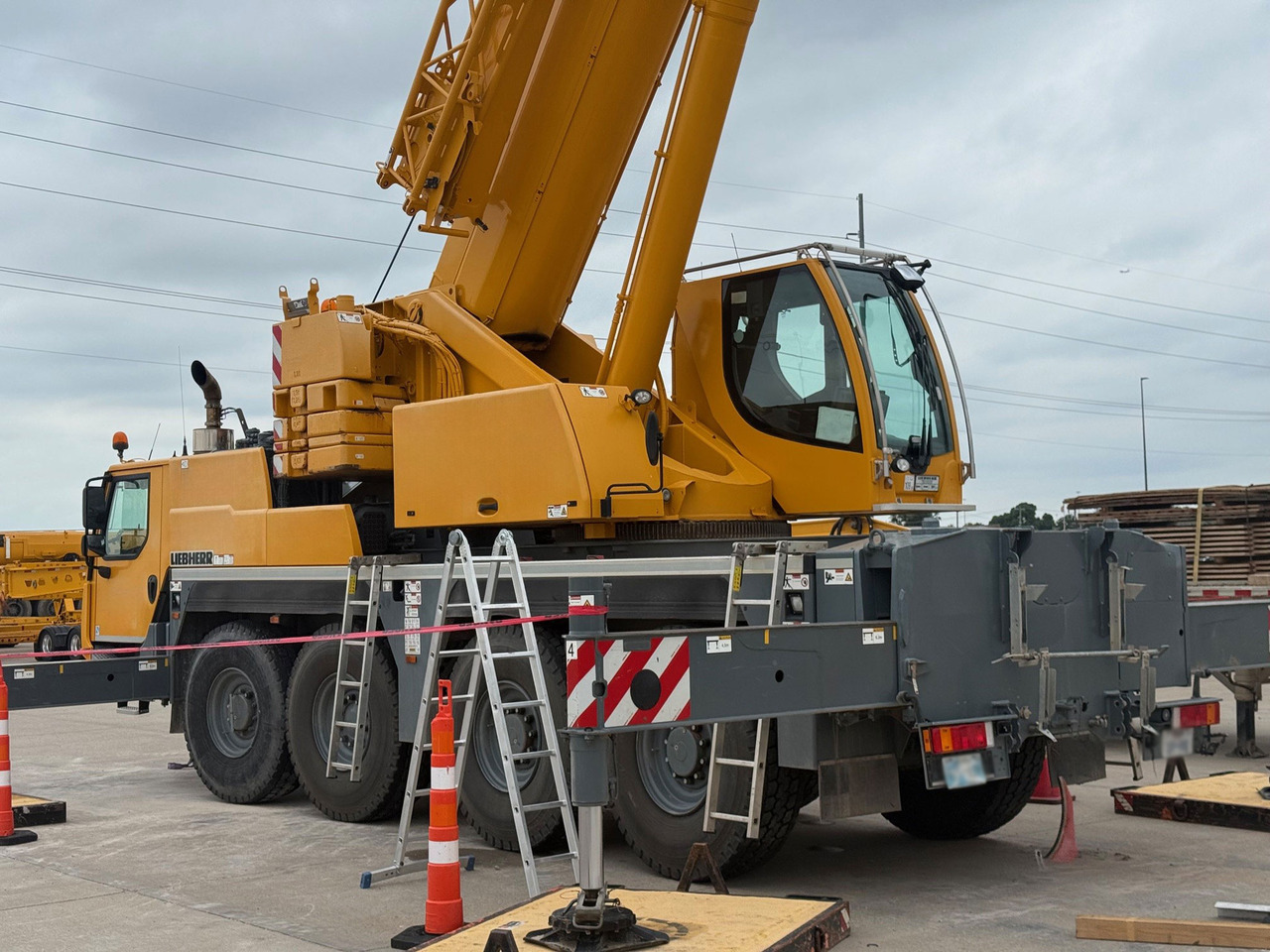 Liebherr LTM 1070-4.2 - Autojeřáb: obrázek 4 Liebherr LTM 1070-4.2 - Autojeřáb: obrázek 4