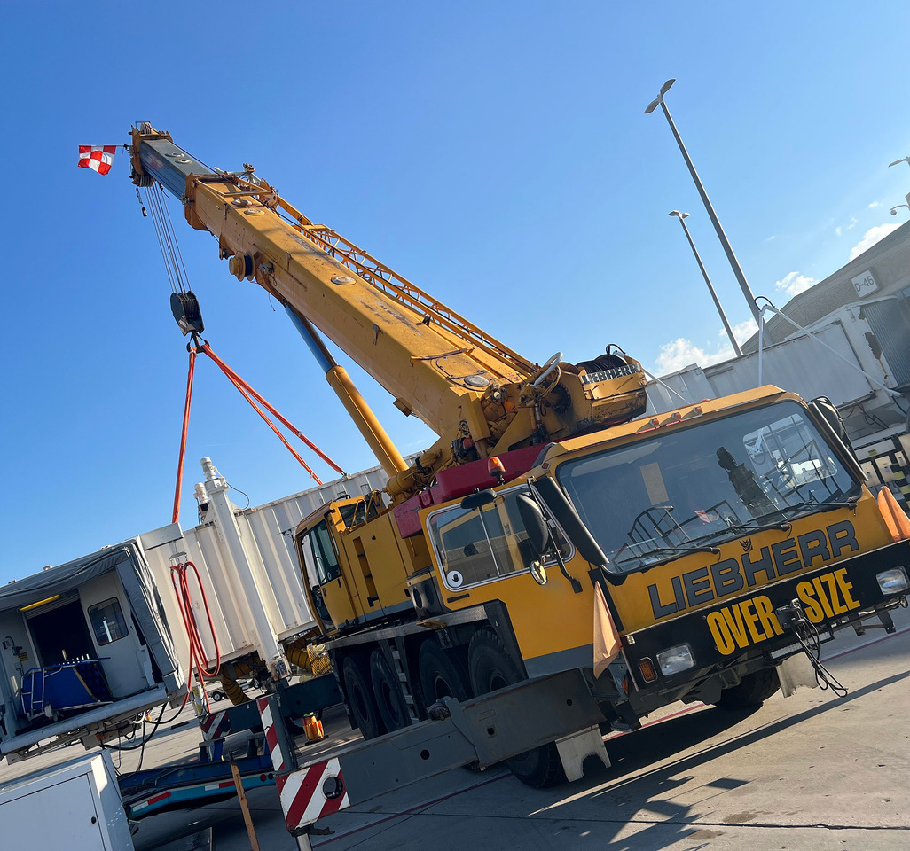 Liebherr LTM 1090-2 - Autojeřáb: obrázek 2 Liebherr LTM 1090-2 - Autojeřáb: obrázek 2