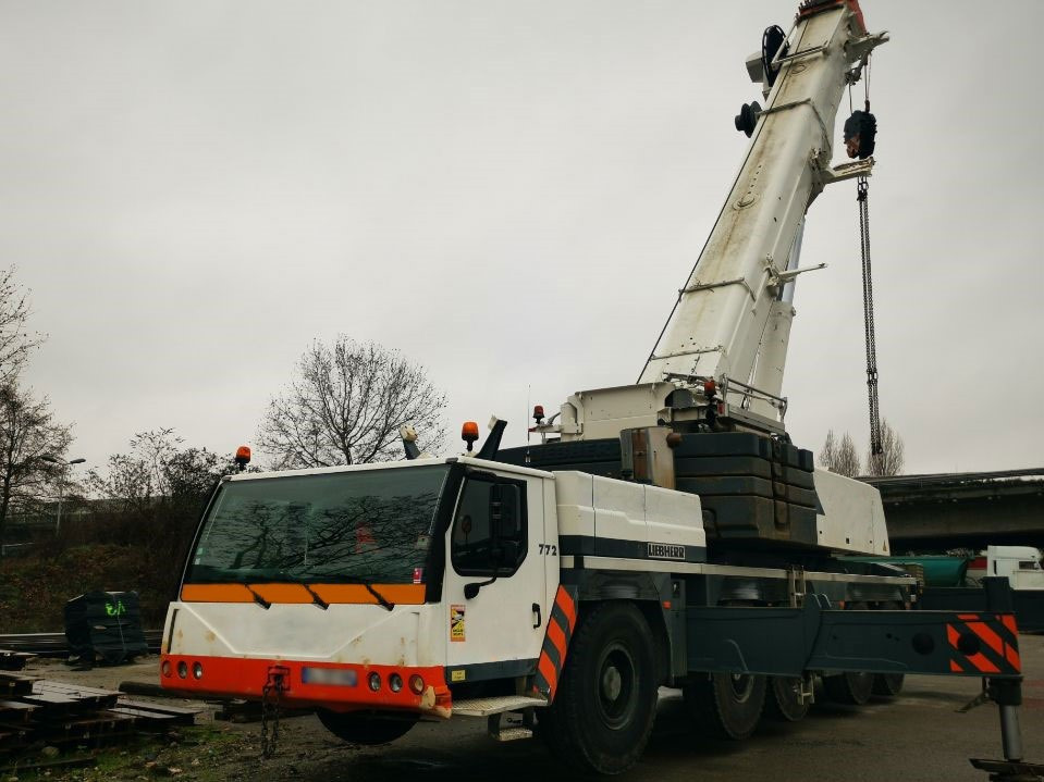 Liebherr LTM 1200-5.1 - Autojeřáb: obrázek 2 Liebherr LTM 1200-5.1 - Autojeřáb: obrázek 2