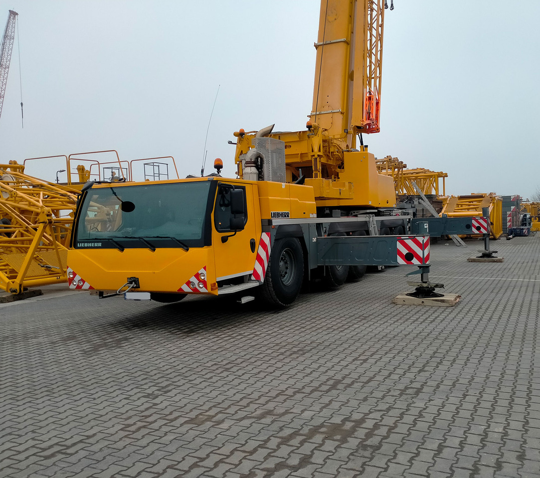 Liebherr LTM 1230-5.1 - Autojeřáb: obrázek 2 Liebherr LTM 1230-5.1 - Autojeřáb: obrázek 2