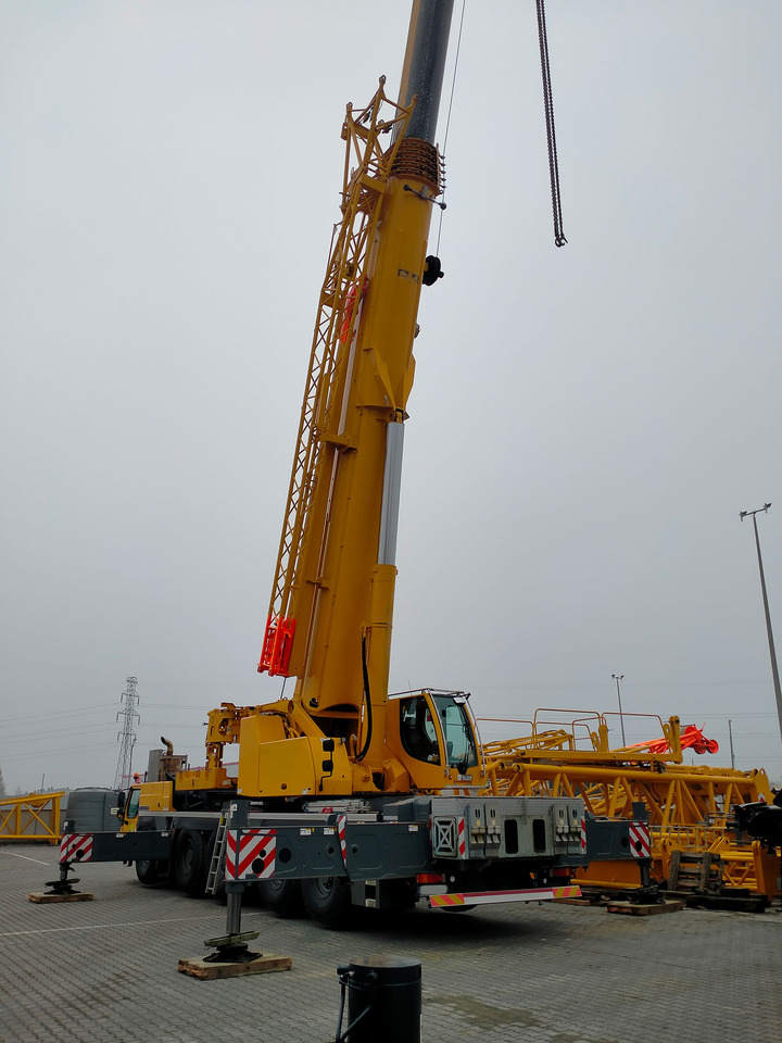 Liebherr LTM 1230-5.1 - Autojeřáb: obrázek 3 Liebherr LTM 1230-5.1 - Autojeřáb: obrázek 3