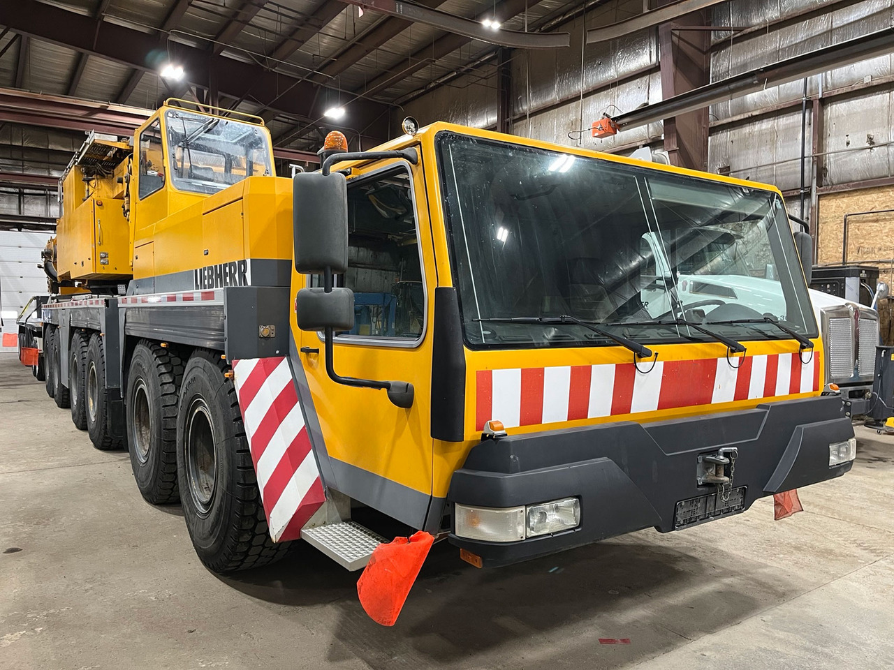 Liebherr LTM 1300-6.1 - Autojeřáb: obrázek 2 Liebherr LTM 1300-6.1 - Autojeřáb: obrázek 2