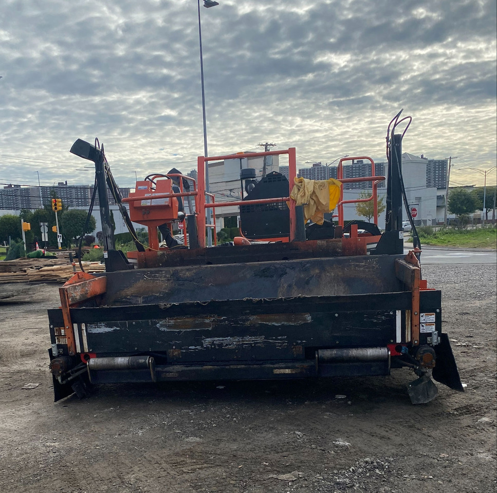 Midland SPD-10 - Finišér: obrázek 4 Midland SPD-10 - Finišér: obrázek 4