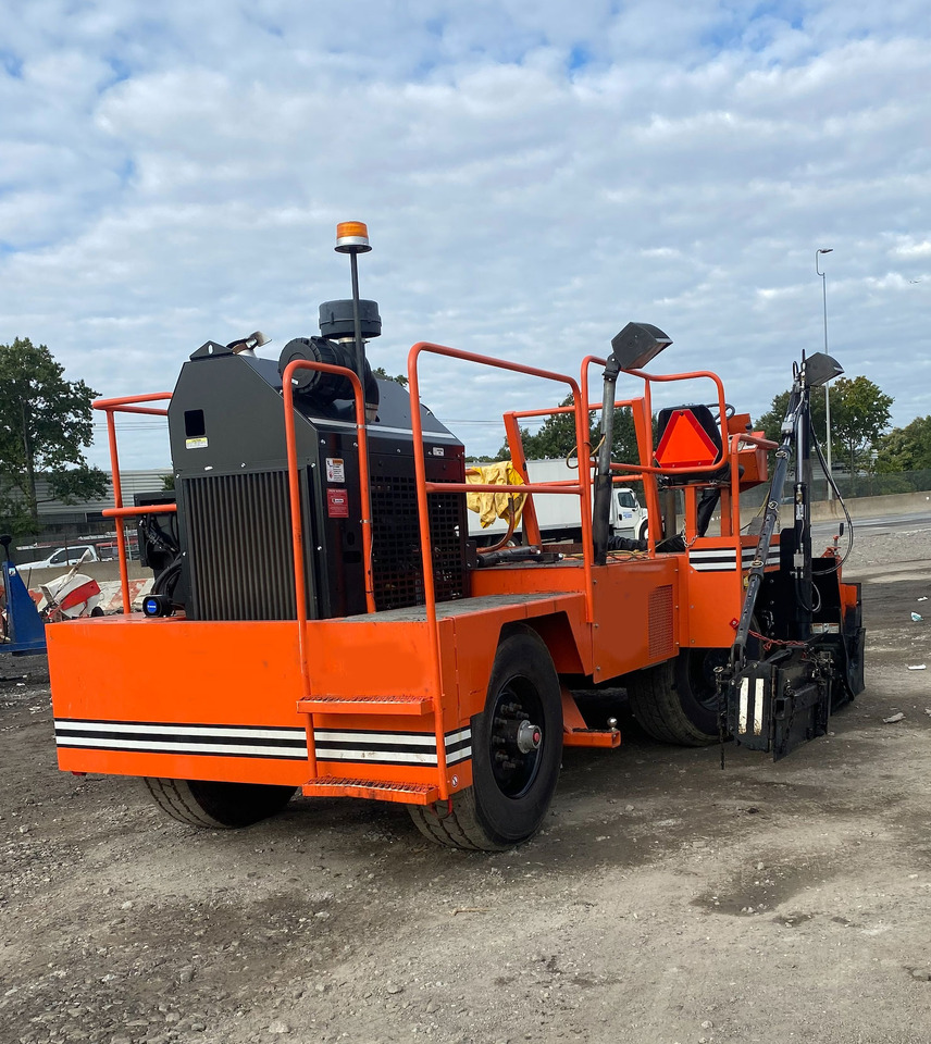 Midland SPD-10 - Finišér: obrázek 5 Midland SPD-10 - Finišér: obrázek 5