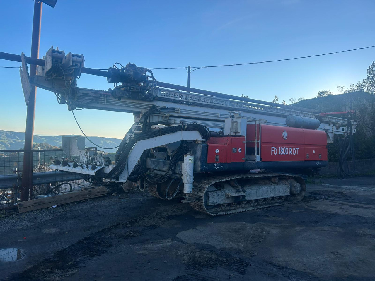 NCB FD 1800 RD-T - Samojízdné beranidlo: obrázek 3 NCB FD 1800 RD-T - Samojízdné beranidlo: obrázek 3