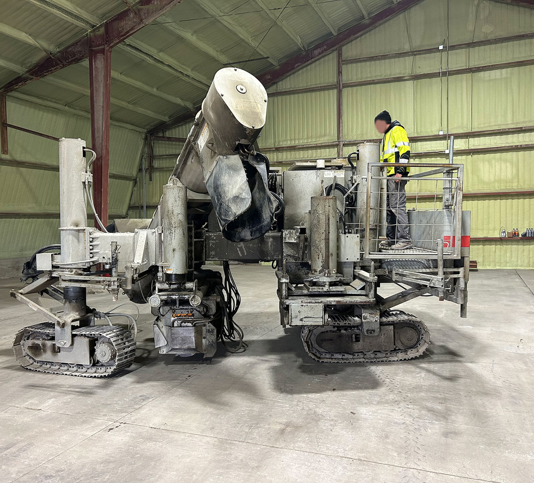 Power Curber 5700B - Finišér: obrázek 3 Power Curber 5700B - Finišér: obrázek 3