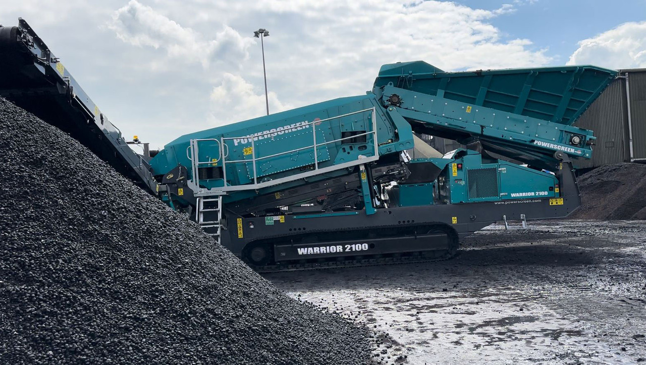 Powerscreen Warrior 2100 Triple Shaft - Třídič: obrázek 4 Powerscreen Warrior 2100 Triple Shaft - Třídič: obrázek 4