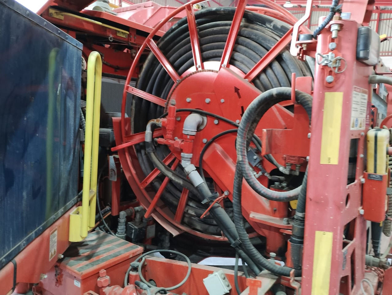 Sandvik DS411 - Důlní stroj: obrázek 4 Sandvik DS411 - Důlní stroj: obrázek 4