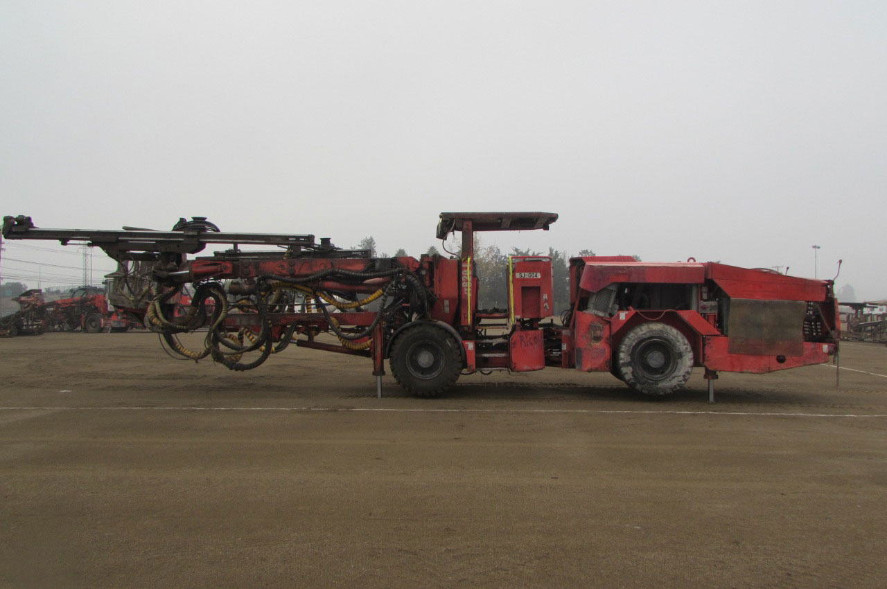 Sandvik DT820 - Důlní stroj: obrázek 4 Sandvik DT820 - Důlní stroj: obrázek 4