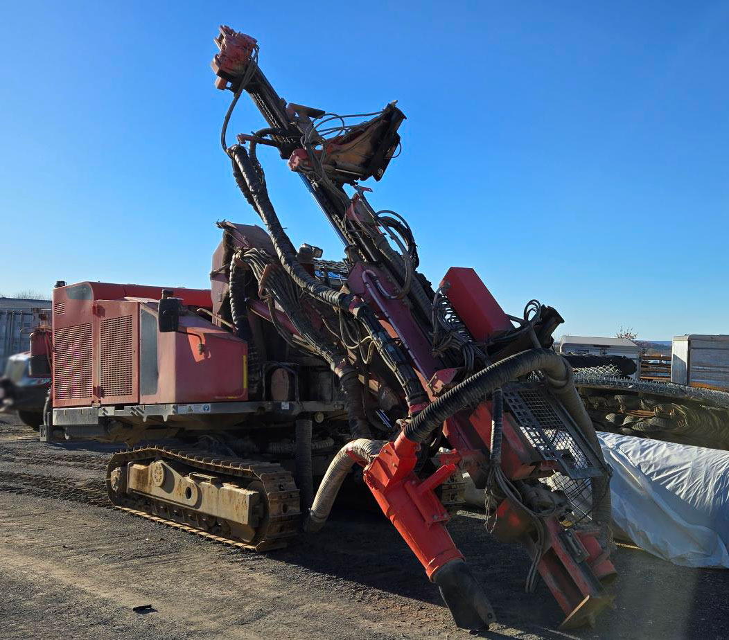 Sandvik DX800 - Vrtná souprava: obrázek 2 Sandvik DX800 - Vrtná souprava: obrázek 2