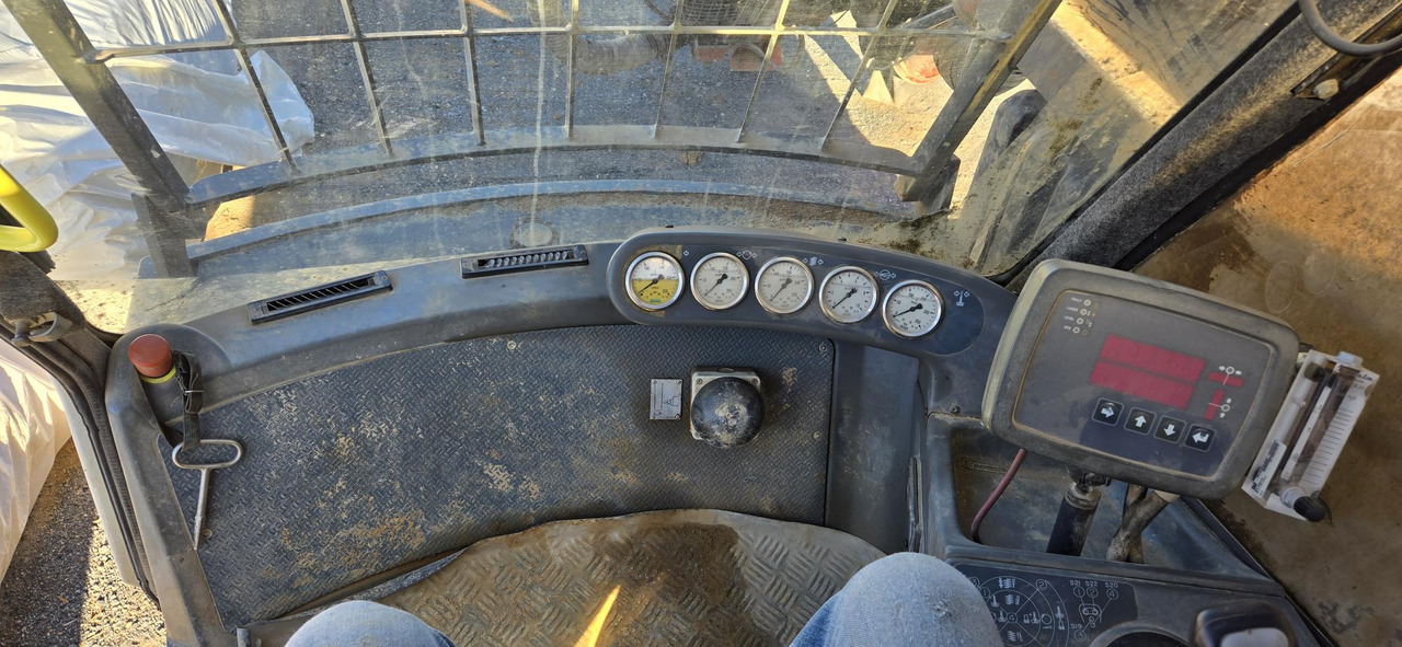 Sandvik DX800 - Vrtná souprava: obrázek 5 Sandvik DX800 - Vrtná souprava: obrázek 5