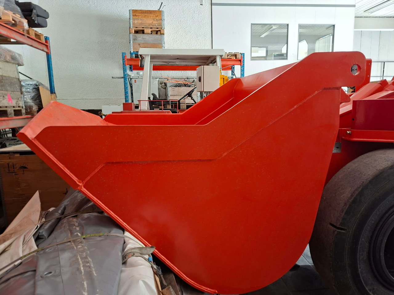 Sandvik LH202 - Důlní stroj: obrázek 5 Sandvik LH202 - Důlní stroj: obrázek 5