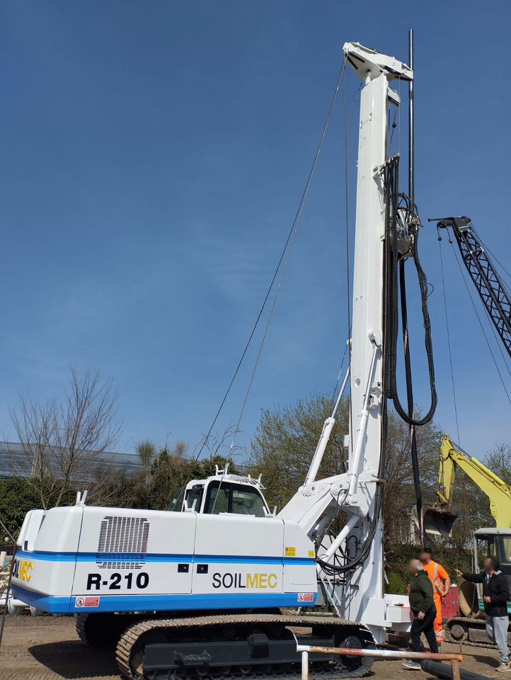 Soilmec R-210 - Samojízdné beranidlo: obrázek 3 Soilmec R-210 - Samojízdné beranidlo: obrázek 3