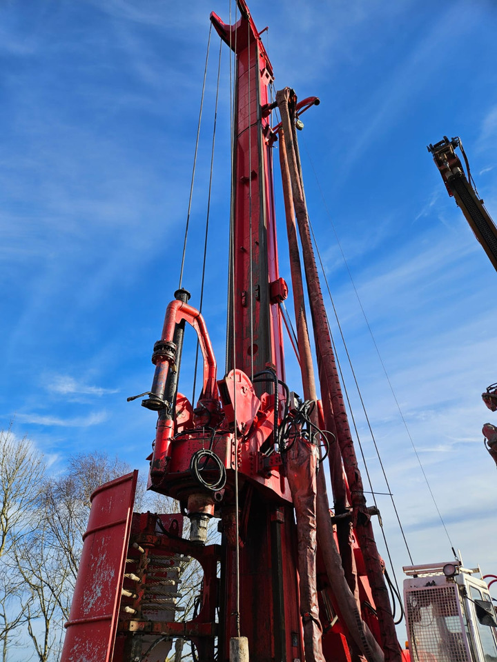Soilmec R312 / 200 - Vrtná souprava: obrázek 5 Soilmec R312 / 200 - Vrtná souprava: obrázek 5