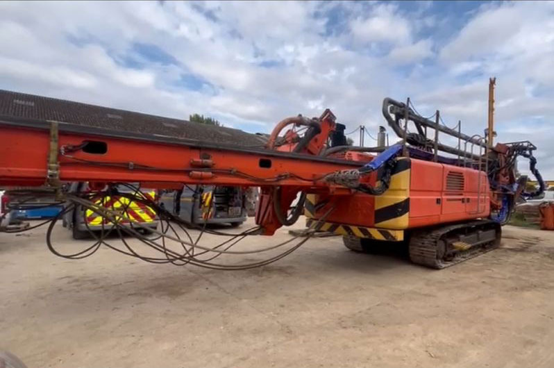 Samojízdné beranidlo Soilmec SR-30: obrázek 7 Samojízdné beranidlo Soilmec SR-30: obrázek 7