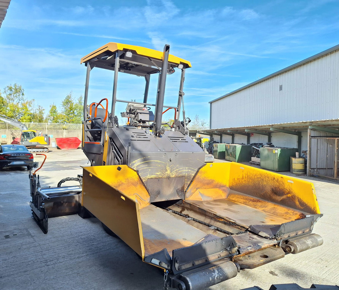 Volvo 3196 - Finišér: obrázek 4 Volvo 3196 - Finišér: obrázek 4