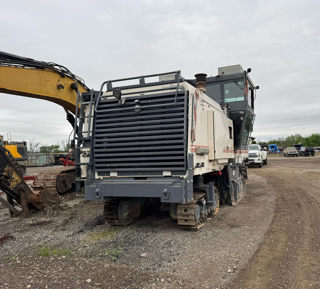 Wirtgen 2200 SM - Silniční fréza: obrázek 4 Wirtgen 2200 SM - Silniční fréza: obrázek 4
