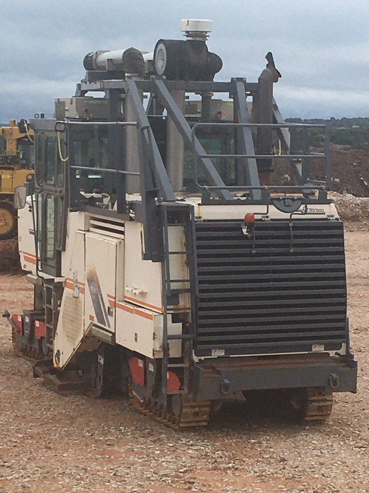 Wirtgen 2200 SM - Silniční fréza: obrázek 3 Wirtgen 2200 SM - Silniční fréza: obrázek 3