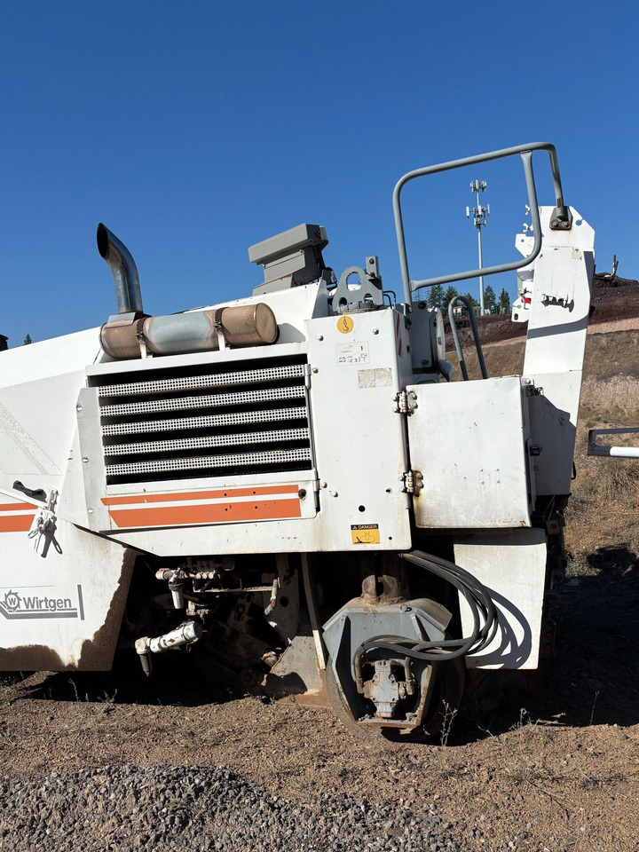 Wirtgen W 1200 F - Silniční fréza: obrázek 4 Wirtgen W 1200 F - Silniční fréza: obrázek 4