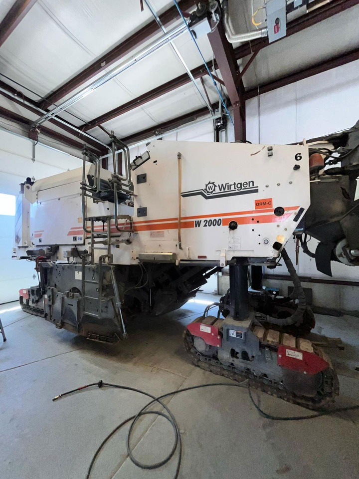 Wirtgen W 2000 - Silniční fréza: obrázek 2 Wirtgen W 2000 - Silniční fréza: obrázek 2
