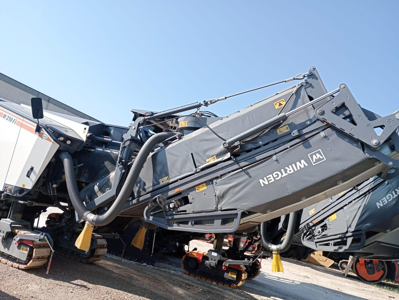 Wirtgen W 210 FI - Silniční fréza: obrázek 4 Wirtgen W 210 FI - Silniční fréza: obrázek 4