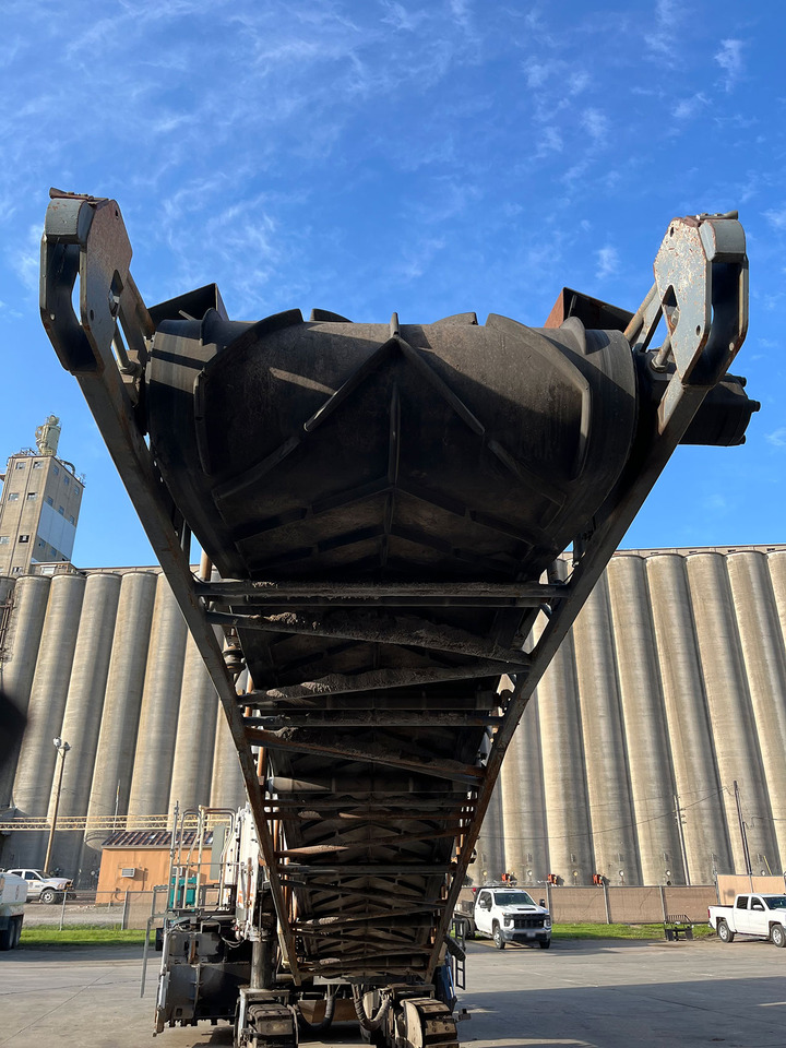 Wirtgen W 2200 - Silniční fréza: obrázek 4 Wirtgen W 2200 - Silniční fréza: obrázek 4