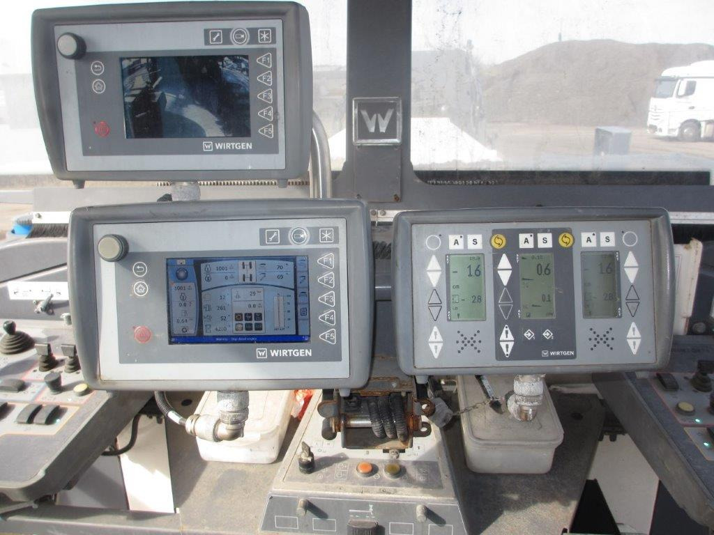 Silniční fréza Wirtgen W 250 I: obrázek 6