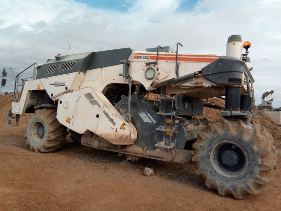 Wirtgen WR 240 I - Zemní fréza: obrázek 1 Wirtgen WR 240 I - Zemní fréza: obrázek 1