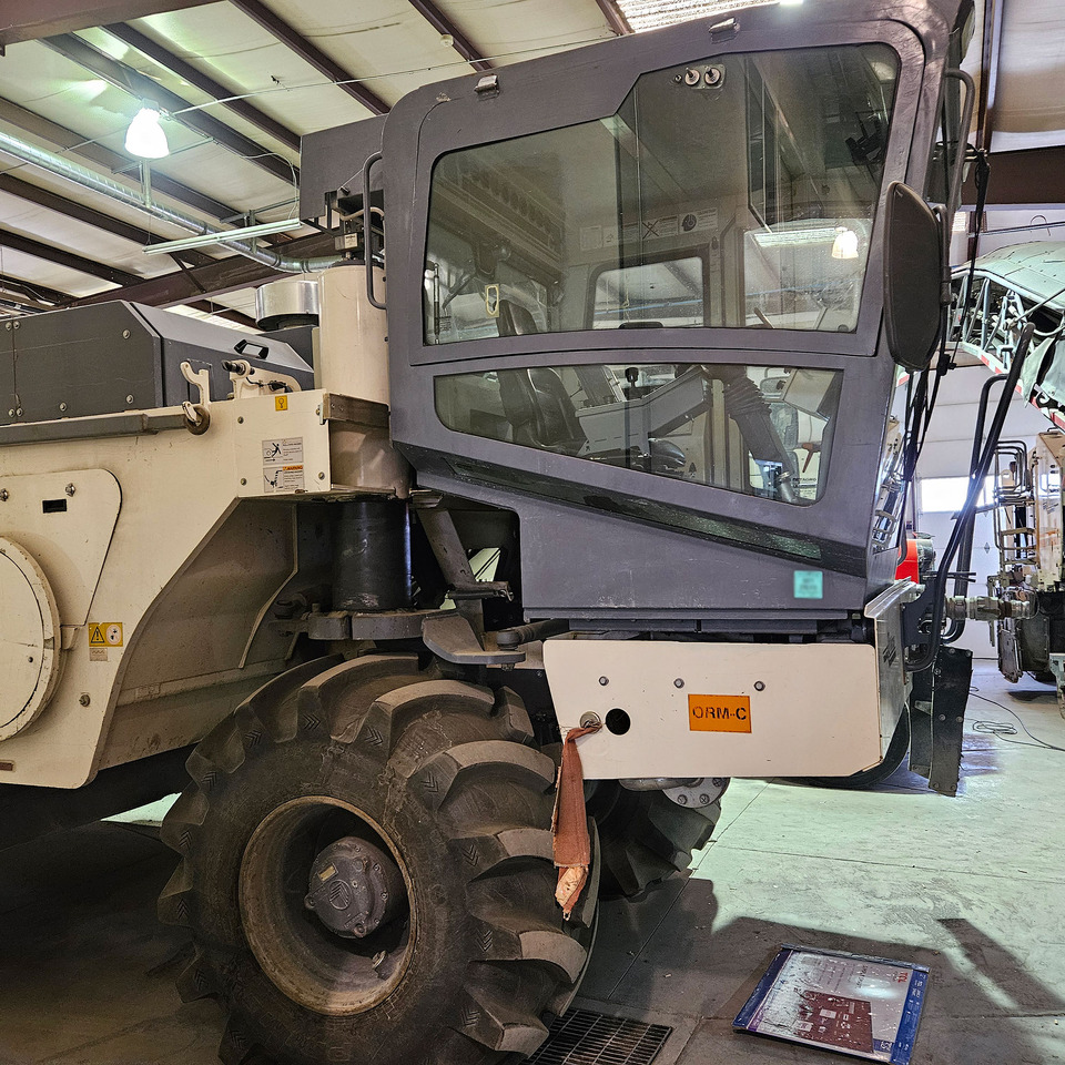 Wirtgen WR 2400 - Zemní fréza: obrázek 5 Wirtgen WR 2400 - Zemní fréza: obrázek 5