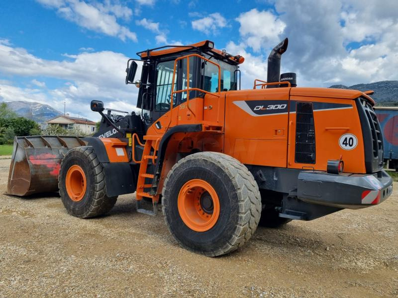 Doosan DL300 - Kolový nakladač: obrázek 1 Doosan DL300 - Kolový nakladač: obrázek 1
