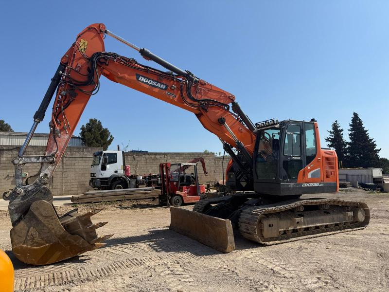 Doosan DX235LCR - Pásové rýpadlo: obrázek 1 Doosan DX235LCR - Pásové rýpadlo: obrázek 1