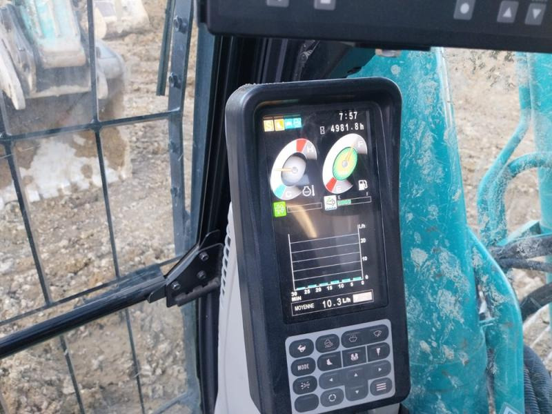 KOBELCO SK210 - Pásové rýpadlo: obrázek 5 KOBELCO SK210 - Pásové rýpadlo: obrázek 5