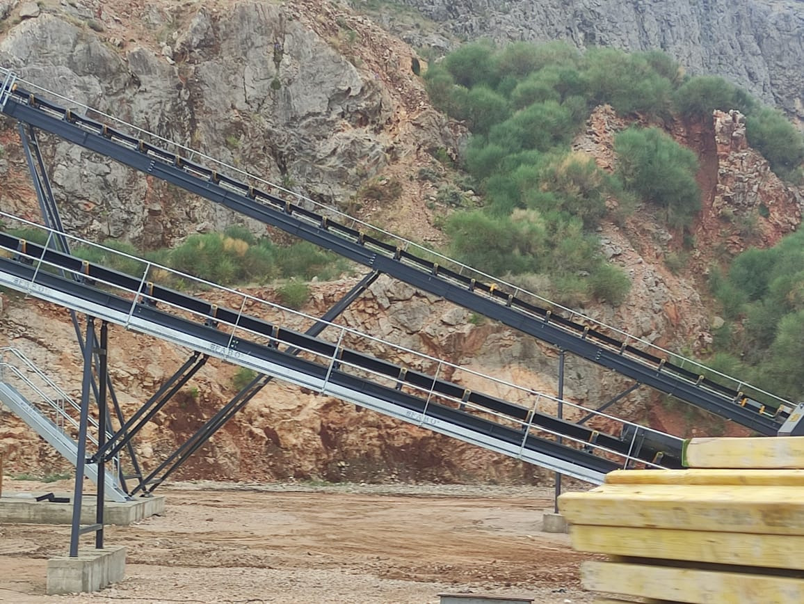 Nový Pásový dopravník FABO Conveyor belt: obrázek 34