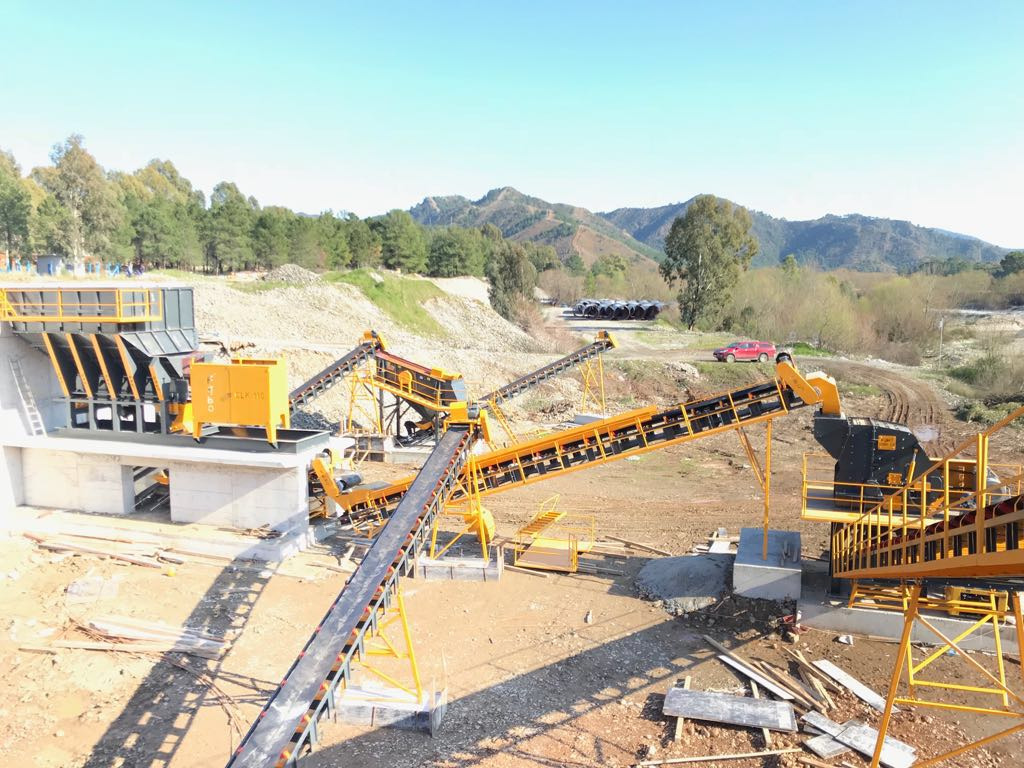 Nový Pásový dopravník FABO Conveyor belt: obrázek 7