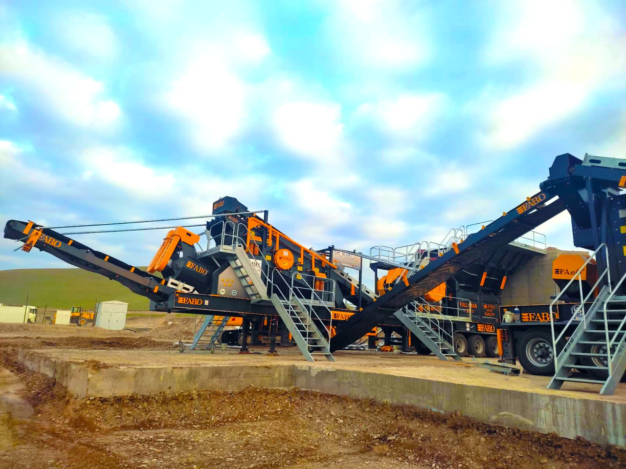 FABO Mobile crusher - Mobilní drtič: obrázek 3 FABO Mobile crusher - Mobilní drtič: obrázek 3