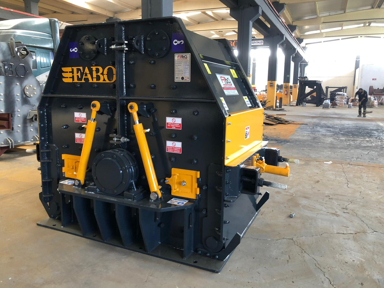 FABO impact crusher - Nárazový drtič: obrázek 1 FABO impact crusher - Nárazový drtič: obrázek 1