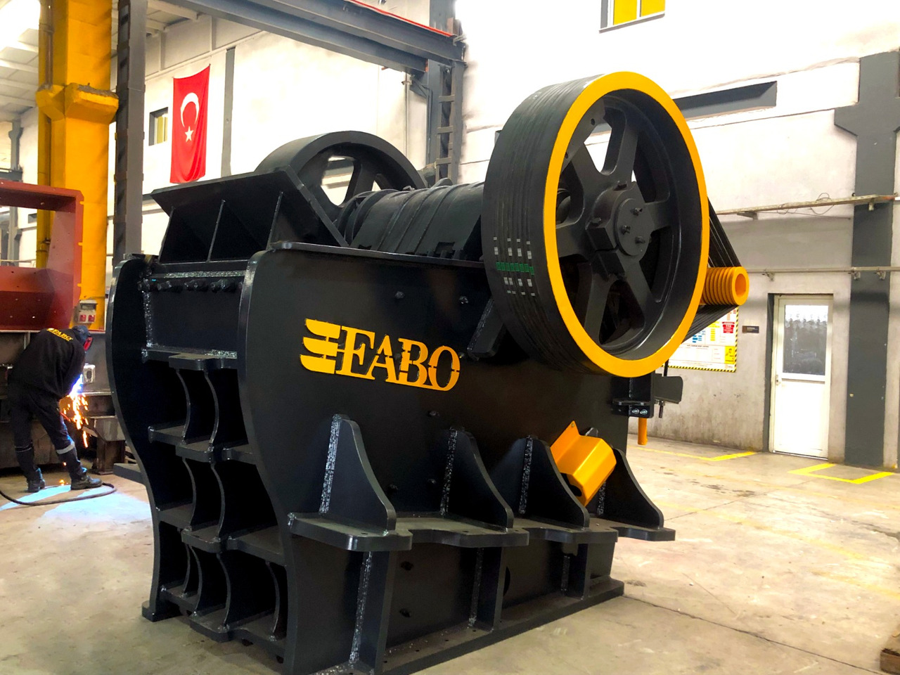 FABO jaw crusher - Čelisťový drtič: obrázek 1 FABO jaw crusher - Čelisťový drtič: obrázek 1